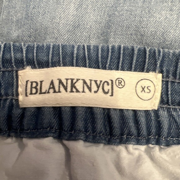 BLANK NYC Pull On Chambray Jogger Pants Blue Light Medium Wash Drawstring Sz XS - Picture 5 of 8